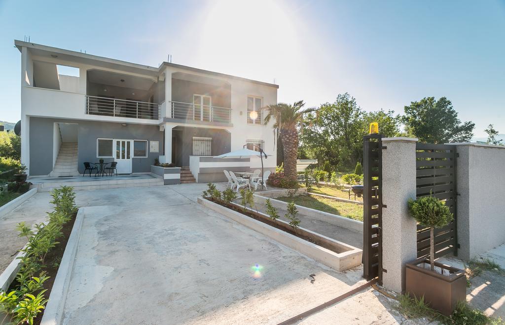 Tramonto Apartments Radanovići Esterno foto
